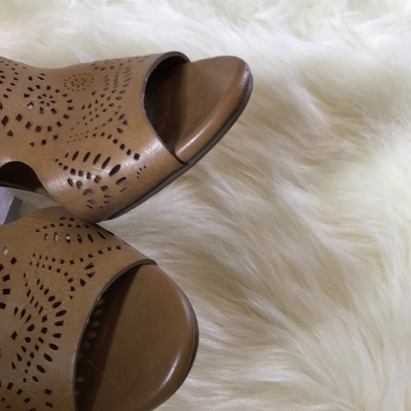 Solesenseability Tan Block heel sandals - Picture 4 of 8